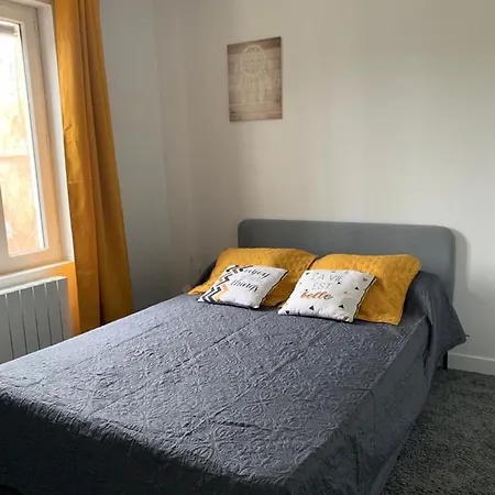 Grande Maison Atypique Avec Piscine Vakantiehuis *
